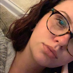 Meet your Posher, Jade